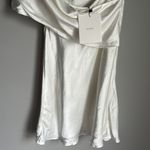 Dissh NEW  AISLE WHITE SATIN BACKLESS MINI DRESS Photo 7