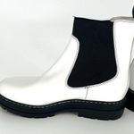 Marc Fisher Patrick Chelsea Womens Sz 11 White Ankle Booties Leather Chunky 90's Photo 3