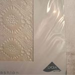 Jonathan Aston antique white crochet Capri leggings! New Photo 2