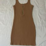 Windsor TAN RIBBED SHORT SLEEVELESS BODYCON DRESS WITH SILVER FRONT ZIPPER DETAIL Photo 3