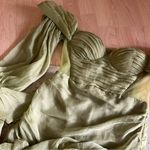 MISS CIRCLE Sirene Olive Pleated Off Shoulder Balloon
Sleeves Dress Size Small Green Photo 4