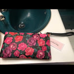 Juicy Couture NWT  WRISTLET Photo 1