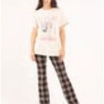 Urban Outfitters Vinyl icons Def Leppard let’s get rocked tee Photo 1