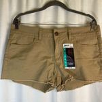 No Bo Juniors (women’s) Beige Khaki Shorts NEW size 15 Photo 3