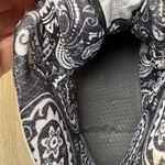 FILA ‎ Vulc 13 Shoes Women White With Paisley Design US Size 5.5 Photo 8