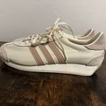 Adidas  Women’s Country OG Sneakers Original Shoes Off White/Wonder Taupe 9 Photo 10