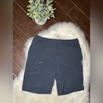 Oobe dark grey Bermuda hiking shorts sz 8 Gray Photo 1