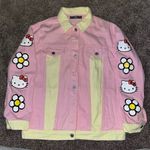 Hello Kitty  Light Wash Denim Button Up Long Sleeve Jean Jacket size M Photo 0