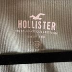 Hollister Baby Tee Photo 2