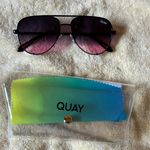 Quay Australia Quay High Key Micro Photo 0