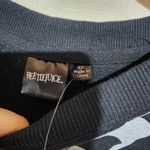 Beetlejuice graphic sweater shirt women's XS Black Photo 1