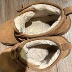 UGG  Women’s Neumel Ankle Boot Photo 2