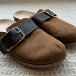 Old Navy Faux Suede Chestnut Clog Shoes Size 8 Photo 3