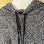 Madewell Women's Cropped Heathered Gray Hoodie Sweatshirt Size Medium Athleisure Photo 1