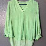 Light Green V Photo 0