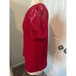 Short Sleeve V Photo 2