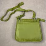 Lug Crossbody Bag Vintage Quilted Nylon Lime Green Adjustable Strap Pockets EUC Photo 8
