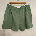 Pretty Little Thing NWT  Plus Sage Green Pocket Sweat Shorts US Size 20 Photo 10