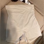 Maidenform  shapewear. Beige. Size Large Photo 1