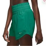 Nike  women’s‎ one dri-fit ultra high waisted 3” brief lined shorts size large Photo 4