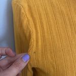 Gianni Bini Beautiful ribbed knit top Photo 3