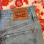 Levi's Levi’s Jeans 501 High-Rise Button Fly Light Wash Photo 2