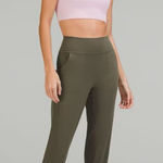 Lululemon Women's Olive Green Jogger Pants Photo 0