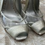 BCBGirls  Silver Crackle Patent Leather Rhinestone Buckle Peep Toe Pumps Size 9.5 Photo 6
