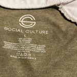 Baby tee Green Size L Photo 2