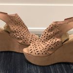 Refresh Blush Wedges Photo 5