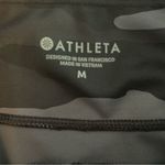Athleta   Black Elation Camo Workout leggings Sz M EUC Photo 2