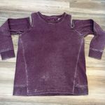 Calvin Klein size XL long sleeve cold shoulder sweatshirt, acid washed, pit to pit is 22, length is 27 Photo 4
