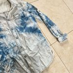 Life in Progress Tie Dye Chambray Jean Like Shirt Sz XS Photo 2
