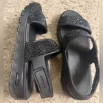 Skechers  Foamies Arch Fit Wedge Elegant Black Sandals with Rhinestones - size 8 Photo 3