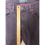 J Brand  Tyler Burgundy Wash Slim Fit Jeans Size 31 Denim Stretch Streetwear Photo 3