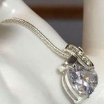 Swarovski Elements Infinity Heart Pendant on Silver Chain Necklace Photo 9