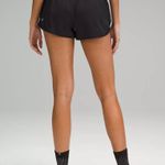 Lululemon hotty hot shorts black size 6 Photo 2