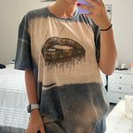 Gildan Lips Acid Wash T-shirt  Photo 0