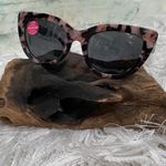 New Women’s Peepers Retro Cat Photo 8
