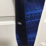 Alo Yoga  Illusion 3 Tribal print leggings Arctic Royalty Blue Black Pant Size M Photo 2