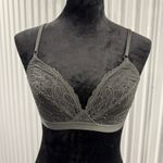 GapBody Women’s Green Sheer Lace Bralette Size Medium Photo 0