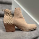 Toms Everly Cut Out Leather Suede Stacked Heel Booties Cream Womens 9 Almond Toe Photo 4