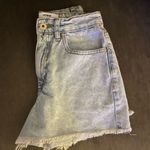 Cotton On  Mom Jean High Rise Light Wash Blue Jean Shorts Frayed Hem Casual Photo 5