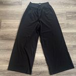 OQQ Black Wide Photo 0