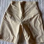 Lululemon Shorts Align 6" Photo 0