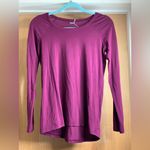 Lululemon Women's Long Sleeve Plum Top. Size Photo 1