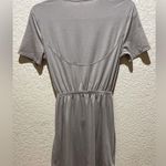 Lululemon NWT  Unwind Your Mine Dress Dark Chrome White Size 2 Photo 5
