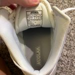 Moolah Kicks Basketball/Volleyball Shoes Photo 3