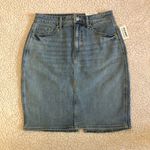 Old Navy  Women’s Extra High Waisted Jean Skirt Size 4 Photo 3