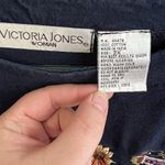 Victoria Jones  Woman Fall embroidered long sleeve tee size 2XL Photo 1